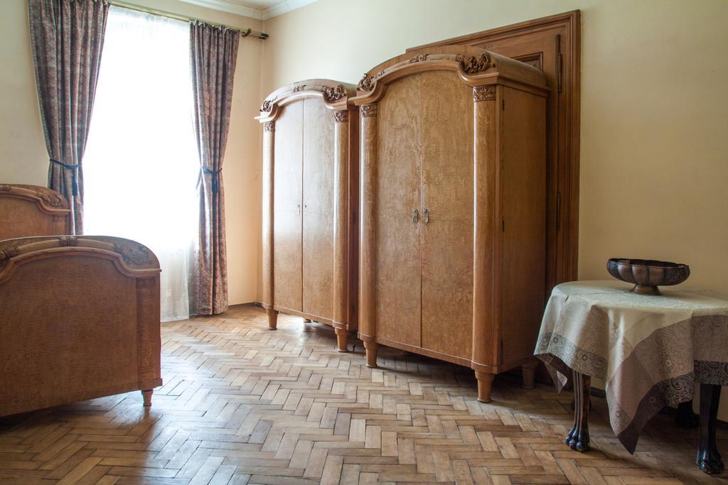 "Eva Stories" Movie Apartment On Rynok Square Lvov Exteriér fotografie